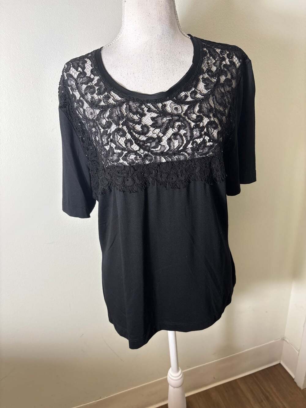 St. John Black Lace Short Sleeve Special Occasion Tee Shirt Sz XL